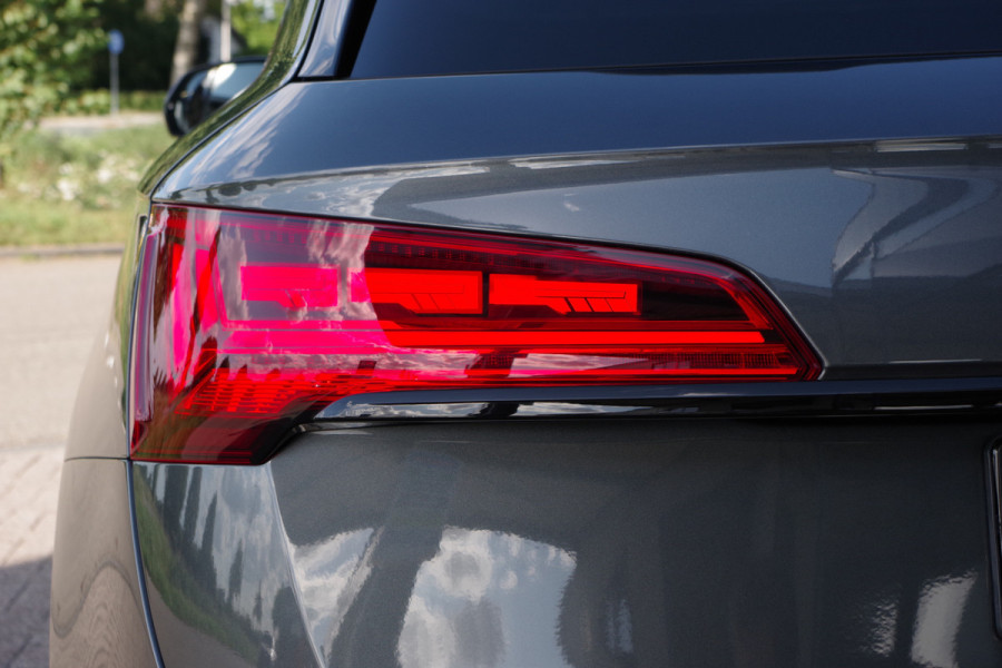 Audi Q5 55 TFSI e Quattro Competition 367 PK PHEV, Panoramadak, Luchtvering, RS-Leder, B&O Sound, Luchtvering, Adap. Cruise Control, 360