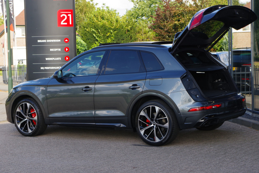 Audi Q5 55 TFSI e Quattro Competition 367 PK PHEV, Panoramadak, Luchtvering, RS-Leder, B&O Sound, Luchtvering, Adap. Cruise Control, 360