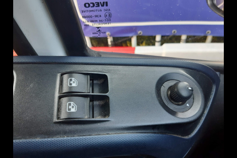 Iveco Daily 35S14 Autm. Airco Cruisecontrol Laadklep Zijdeur Dakspoiler Hoge laadbak