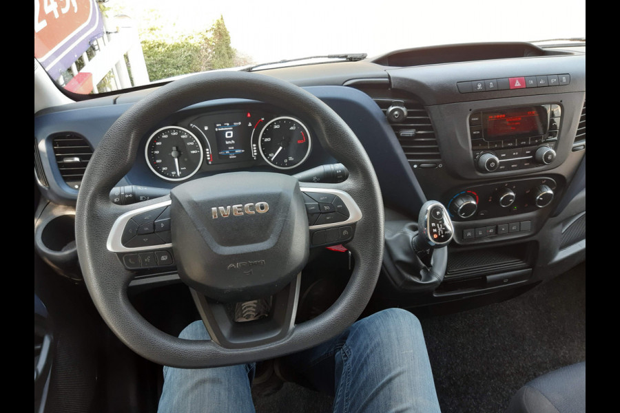 Iveco Daily 35S14 Autm. Airco Cruisecontrol Laadklep Zijdeur Dakspoiler Hoge laadbak