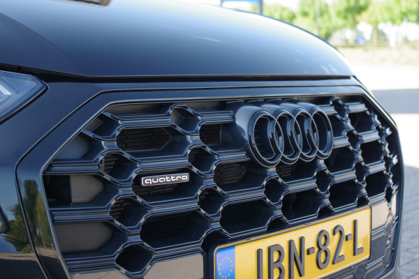 Audi Q5 55 TFSI e Quattro Competition 367 PK PHEV, Panoramadak, RS-Leder, Matrix-LED, Memory, B&O Sound, Head-Up Audi Q5 55 TFSI e Quattro Competition 367 PK PHEV, Panoramadak, RS-Leder, Matrix-LED, Memory, B&O Sound, Head-Up