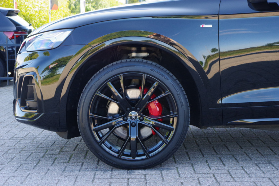 Audi Q5 55 TFSI e Quattro Competition 367 PK PHEV, Panoramadak, RS-Leder, Matrix-LED, Memory, B&O Sound, Head-Up Audi Q5 55 TFSI e Quattro Competition 367 PK PHEV, Panoramadak, RS-Leder, Matrix-LED, Memory, B&O Sound, Head-Up