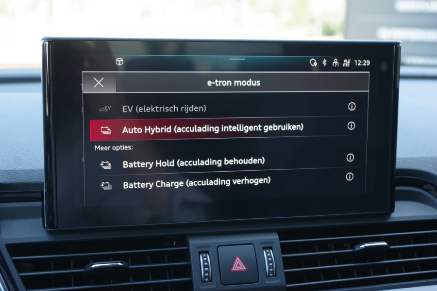 Audi Q5 55 TFSI e Quattro Competition 367 PK PHEV, Panoramadak, RS-Leder, Matrix-LED, Memory, B&O Sound, Head-Up Audi Q5 55 TFSI e Quattro Competition 367 PK PHEV, Panoramadak, RS-Leder, Matrix-LED, Memory, B&O Sound, Head-Up