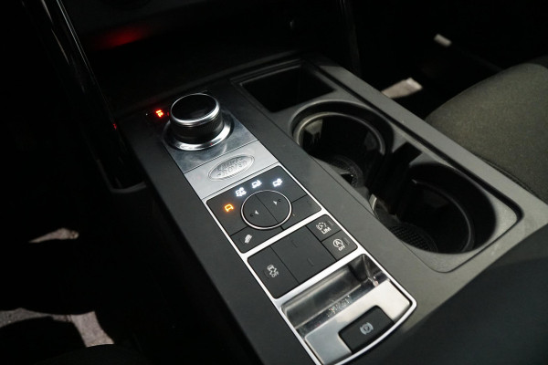 Land Rover Discovery 2.0 Sd4 / GRIJS KENTEKEN / TREKHAAK / CAMERA