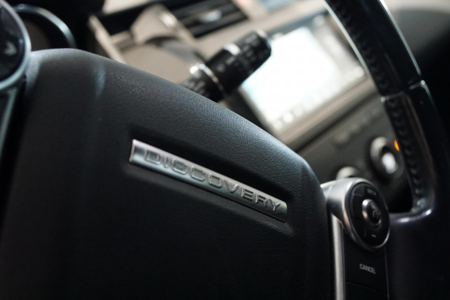 Land Rover Discovery 2.0 Sd4 / GRIJS KENTEKEN / TREKHAAK / CAMERA