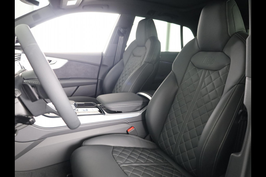 Audi Q8 55 TFSI e quattro Pro Line S 394pk | Panoramadak | B&O | Vierwielbesturing | Ass.Plus.Remote | Sportstoel Plus | 23'' inch Zwart | Trekhaak |