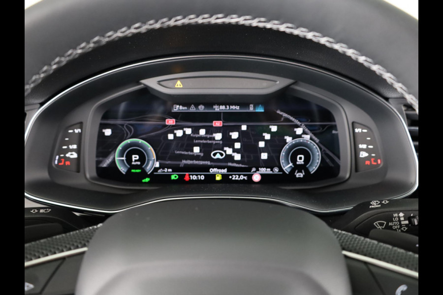 Audi Q8 55 TFSI e quattro Pro Line S 394pk | Panoramadak | B&O | Vierwielbesturing | Ass.Plus.Remote | Sportstoel Plus | 23'' inch Zwart | Trekhaak |