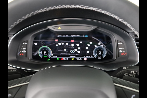 Audi Q8 55 TFSI e quattro Pro Line S 394pk | Panoramadak | B&O | Vierwielbesturing | Ass.Plus.Remote | Sportstoel Plus | 23'' inch Zwart | Trekhaak |