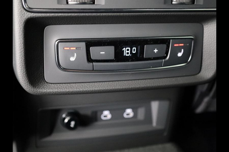 Audi Q8 55 TFSI e quattro Pro Line S 394pk | Panoramadak | B&O | Vierwielbesturing | Ass.Plus.Remote | Sportstoel Plus | 23'' inch Zwart | Trekhaak |