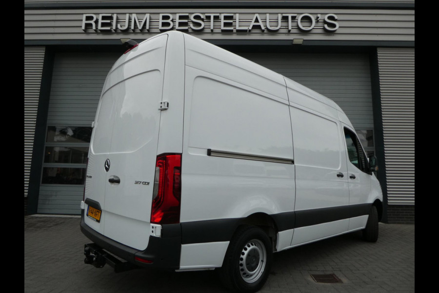 Mercedes-Benz Sprinter 317cdi L2H2 Automaat, LED, Xenon, Airco, Camera, 3-Zits.