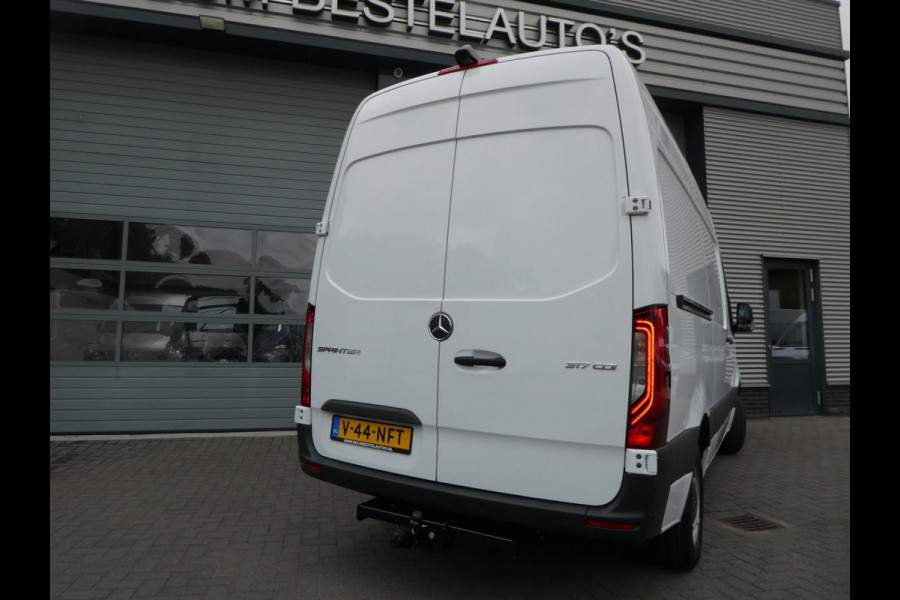Mercedes-Benz Sprinter 317cdi L2H2 Automaat, LED, Xenon, Airco, Camera, 3-Zits.