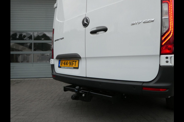Mercedes-Benz Sprinter 317cdi L2H2 Automaat, LED, Xenon, Airco, Camera, 3-Zits.