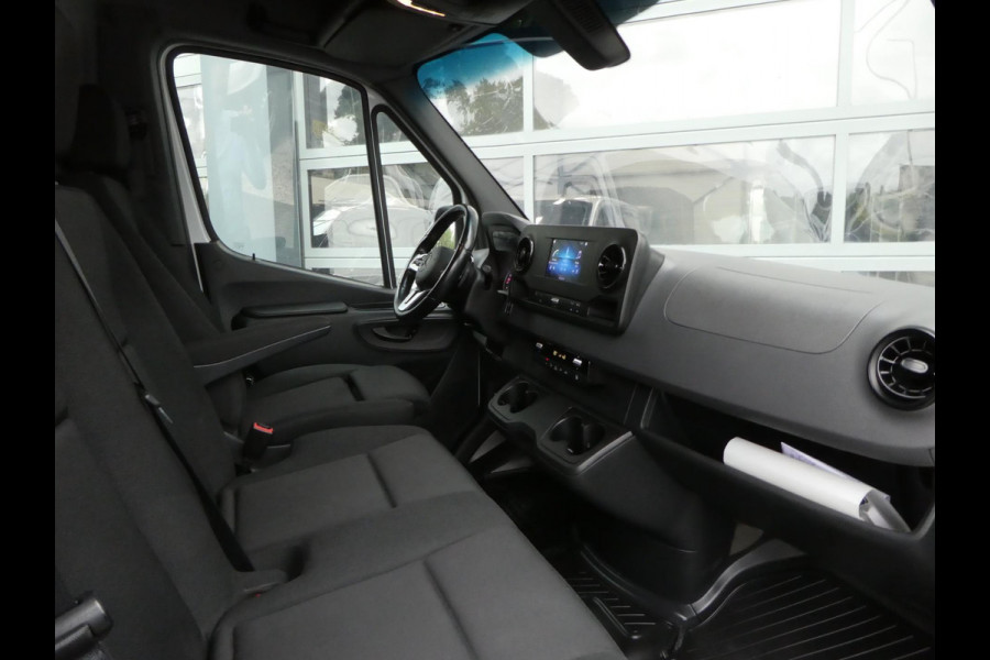 Mercedes-Benz Sprinter 317cdi L2H2 Automaat, LED, Xenon, Airco, Camera, 3-Zits.
