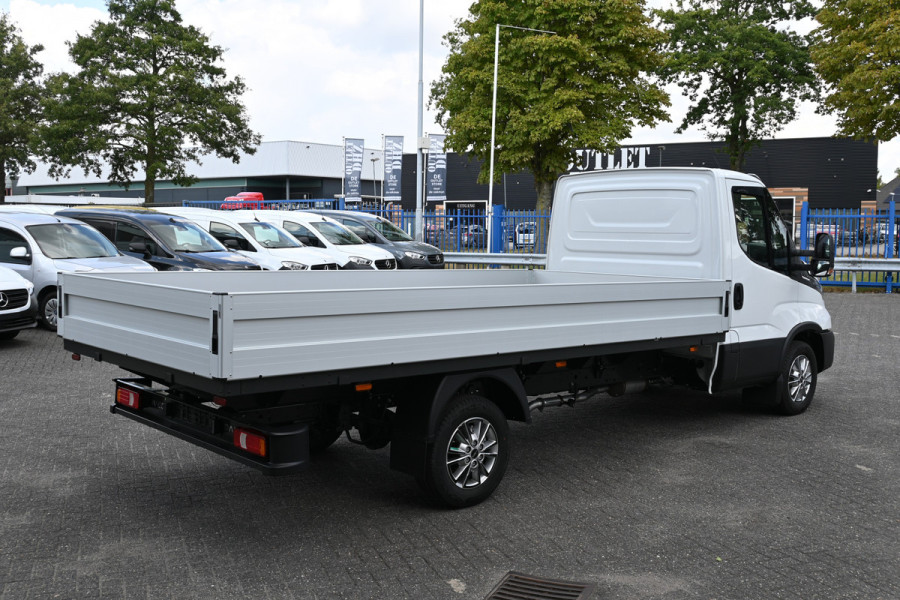 Iveco Daily 35S18H 3.0L Open laadbak Facelift, LED, ACC, Geveerde stoel, Camera