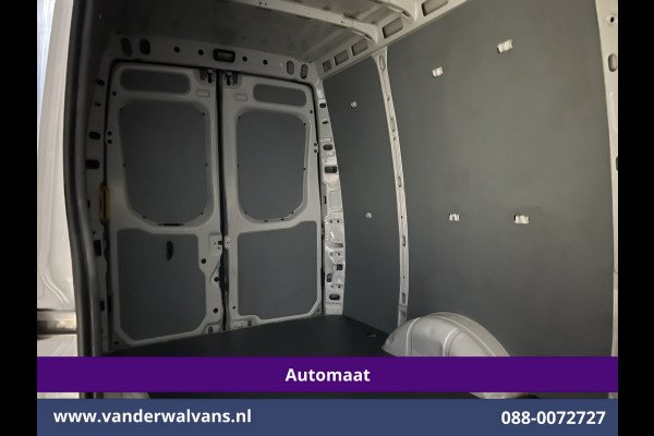 Iveco Daily 35S14V 136pk Automaat 3500kg Trekhaak L2H2 Euro6 Airco | Navigatie | LED | Cruisecontrol Chauffeursstoel, Camera | Bijrijdersbank