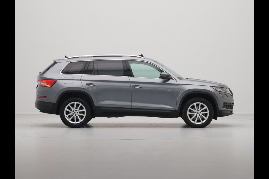 Škoda Kodiaq 1.5 150 TSI Limited Business Edition Panorama Navigatie Carplay Sideassist Stoelverwarming