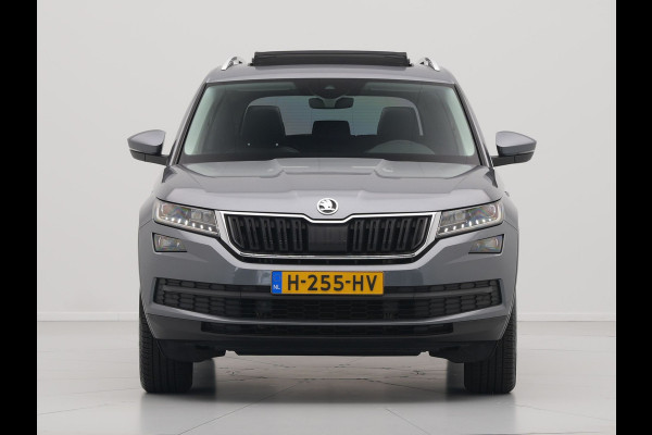 Škoda Kodiaq 1.5 150 TSI Limited Business Edition Panorama Navigatie Carplay Sideassist Stoelverwarming
