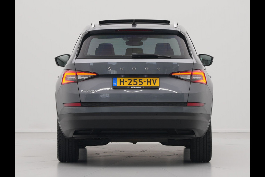 Škoda Kodiaq 1.5 150 TSI Limited Business Edition Panorama Navigatie Carplay Sideassist Stoelverwarming