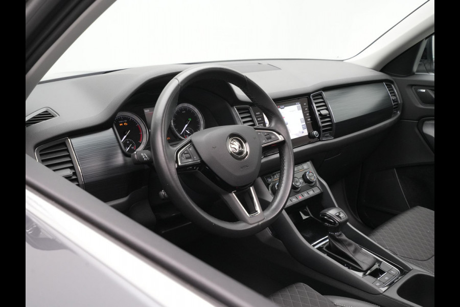 Škoda Kodiaq 1.5 150 TSI Limited Business Edition Panorama Navigatie Carplay Sideassist Stoelverwarming
