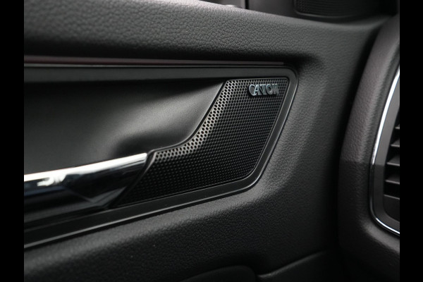 Škoda Kodiaq 1.5 150 TSI Limited Business Edition Panorama Navigatie Carplay Sideassist Stoelverwarming