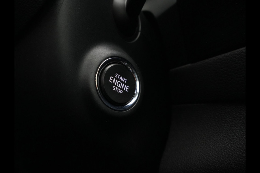 Škoda Kodiaq 1.5 150 TSI Limited Business Edition Panorama Navigatie Carplay Sideassist Stoelverwarming