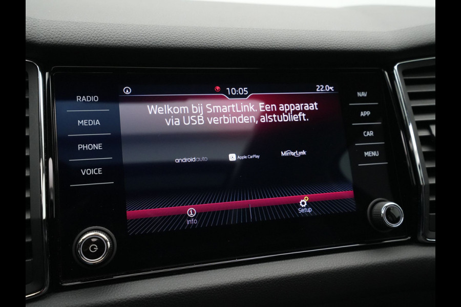 Škoda Kodiaq 1.5 150 TSI Limited Business Edition Panorama Navigatie Carplay Sideassist Stoelverwarming