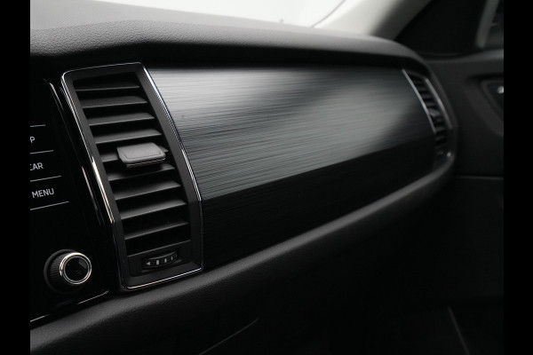 Škoda Kodiaq 1.5 150 TSI Limited Business Edition Panorama Navigatie Carplay Sideassist Stoelverwarming