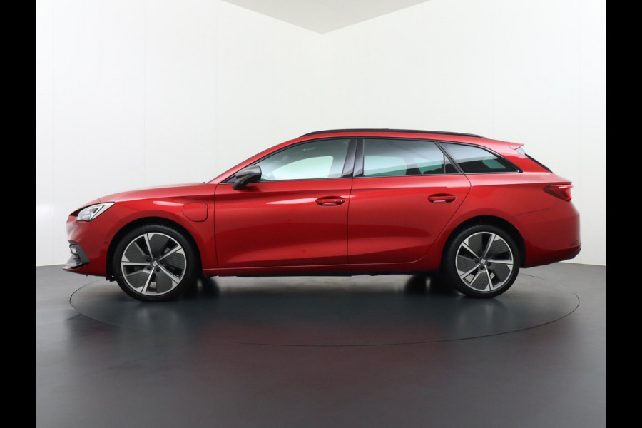 Seat Leon Sportstourer 1.4 TSI eHybrid PHEV FR Business Intense VAN: 28.900,- VOOR: 25.877,- UW HERFSTVOORDEEL: 3.023,- PANORAMADAK | DEALER ONDERHOUDEN | RIJKLAARPRIJS INCL. 12MND BOVAG