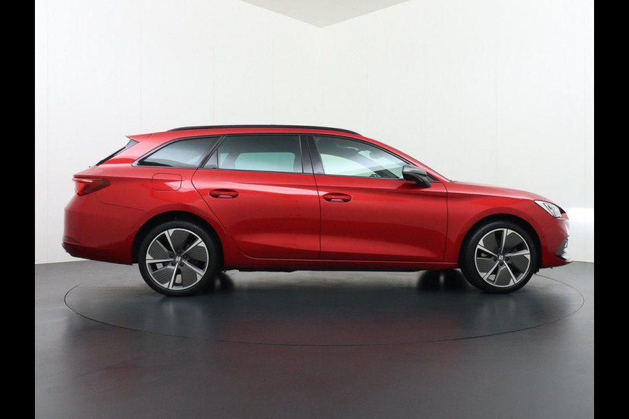 Seat Leon Sportstourer 1.4 TSI eHybrid PHEV FR Business Intense VAN: 28.900,- VOOR: 25.877,- UW HERFSTVOORDEEL: 3.023,- PANORAMADAK | DEALER ONDERHOUDEN | RIJKLAARPRIJS INCL. 12MND BOVAG