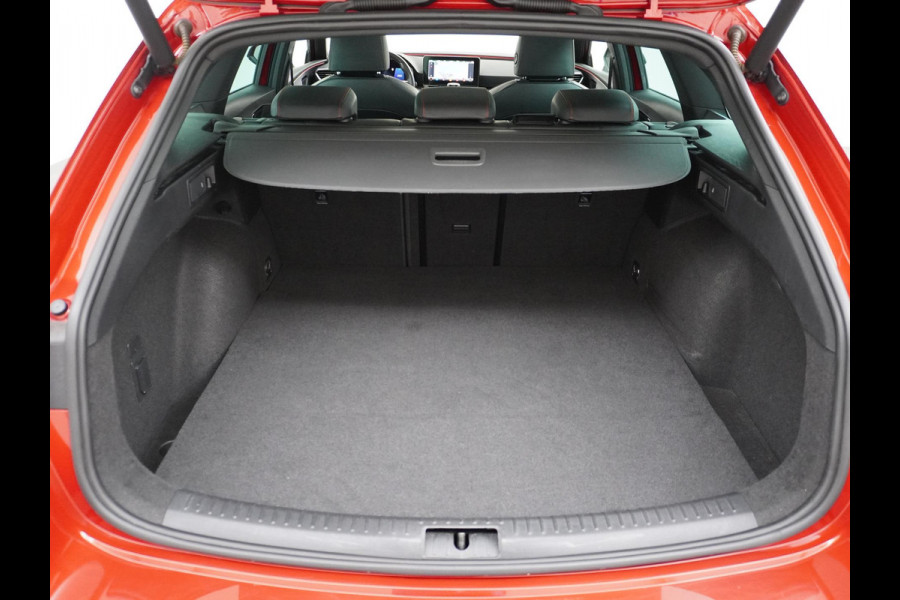 Seat Leon Sportstourer 1.4 TSI eHybrid PHEV FR Business Intense VAN: 28.900,- VOOR: 25.877,- UW HERFSTVOORDEEL: 3.023,- PANORAMADAK | DEALER ONDERHOUDEN | RIJKLAARPRIJS INCL. 12MND BOVAG