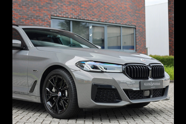 BMW 5 Serie Touring 530e xDrive | Pano - H/K - Laser - Trekhaak