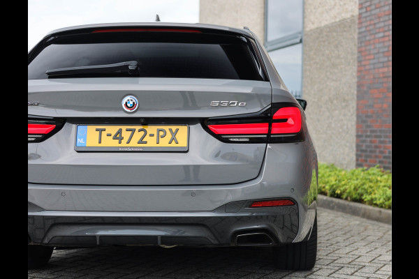 BMW 5 Serie Touring 530e xDrive | Pano - H/K - Laser - Trekhaak