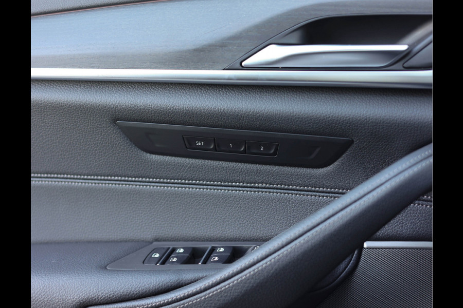 BMW 5 Serie Touring 530e xDrive | Pano - H/K - Laser - Trekhaak
