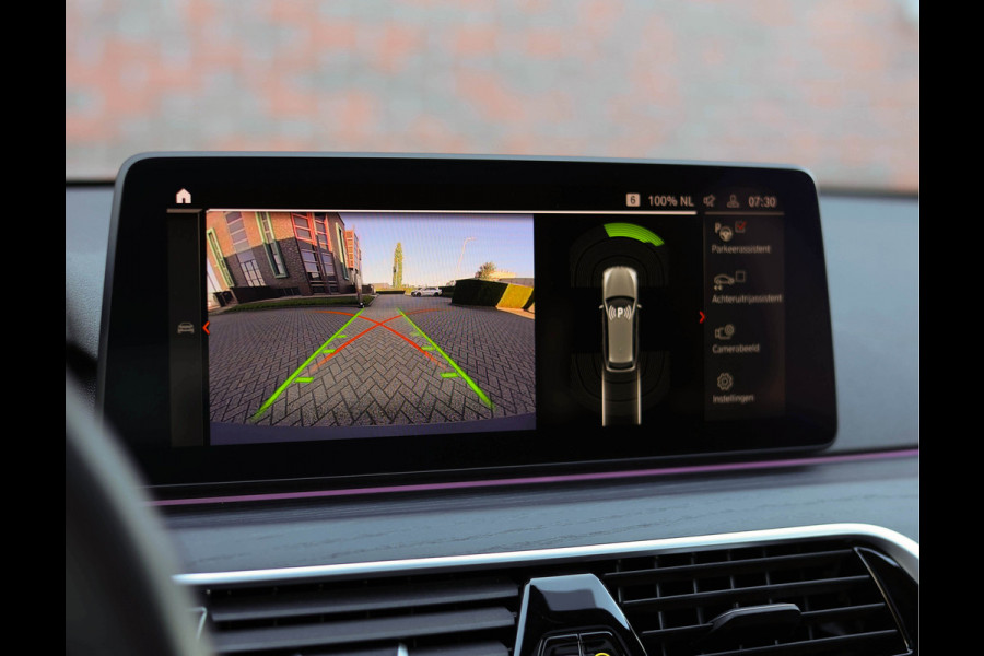 BMW 5 Serie Touring 530e xDrive | Pano - H/K - Laser - Trekhaak