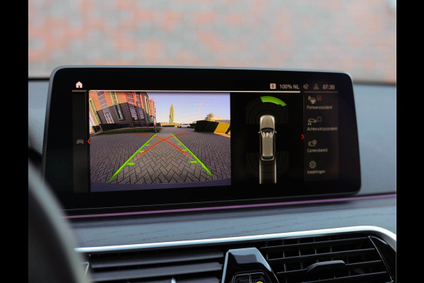 BMW 5 Serie Touring 530e xDrive | Pano - H/K - Laser - Trekhaak