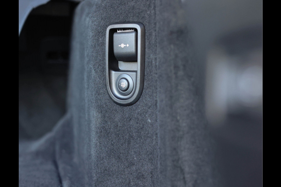 BMW 5 Serie Touring 530e xDrive | Pano - H/K - Laser - Trekhaak