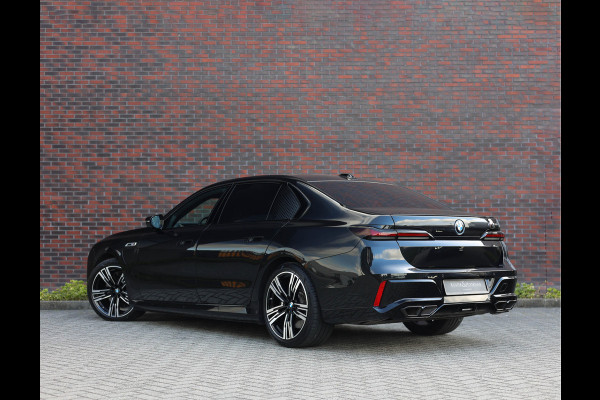 BMW 7 Serie M760e xDrive | SkyLounge - Executive - Bow&Wil
