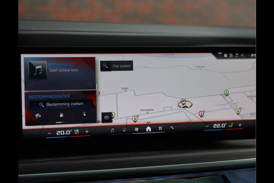 BMW 7 Serie M760e xDrive | SkyLounge - Executive - Bow&Wil