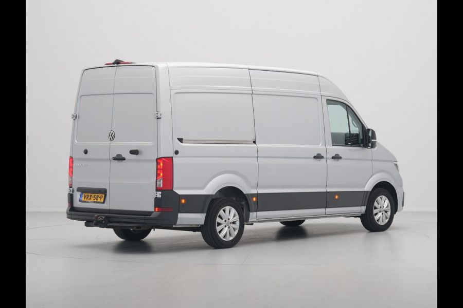 Volkswagen Crafter 35 2.0 TDI L3H3 Highline Camera Pdc Acc Trekhaak Navigatie Carplay Parkassist