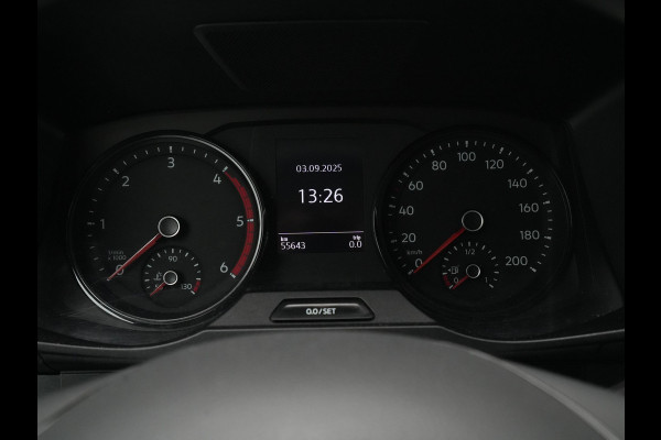 Volkswagen Crafter 35 2.0 TDI L3H3 Highline Camera Pdc Acc Trekhaak Navigatie Carplay Parkassist