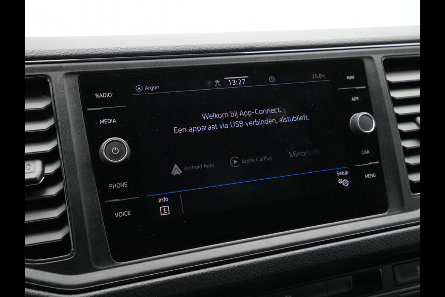 Volkswagen Crafter 35 2.0 TDI L3H3 Highline Camera Pdc Acc Trekhaak Navigatie Carplay Parkassist