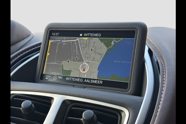 Aston Martin DB11 4.0 V8