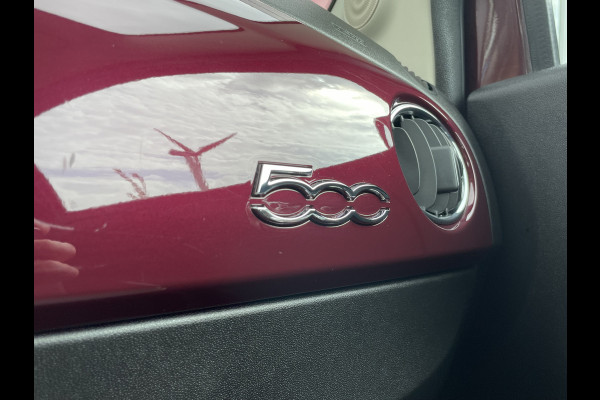 Fiat 500 1.0 Hybrid Lounge | Apple/Android carplay| Cruise Control | Regen en lichtsensor Fiat 500 1.0 Hybrid Lounge | Apple/Android carplay| Cruise Control | Regen en lichtsensor