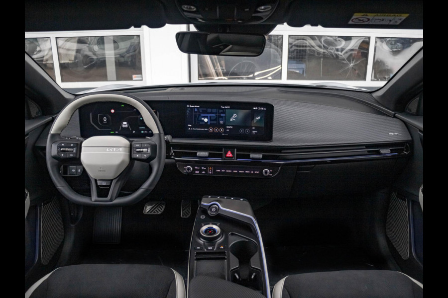 Kia Ev6 GT-Line 84 kWh l 360 graden camera l dodehoek camera l schuifkantel dak l stoel verwarming en ventilatie l 17% bijtelling * l