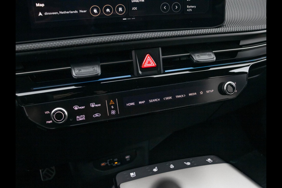 Kia Ev6 GT-Line 84 kWh l 360 graden camera l dodehoek camera l schuifkantel dak l stoel verwarming en ventilatie l 17% bijtelling * l