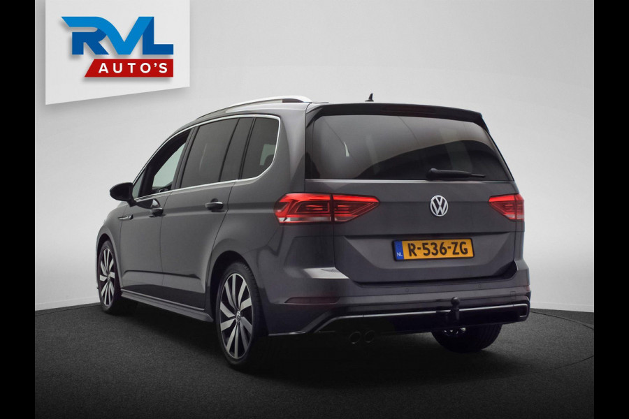 Volkswagen Touran 1.4 TSI Highline Edition R 7 Persoons Carplay Trekhaak Adaptive-cruise Camera Navigatie