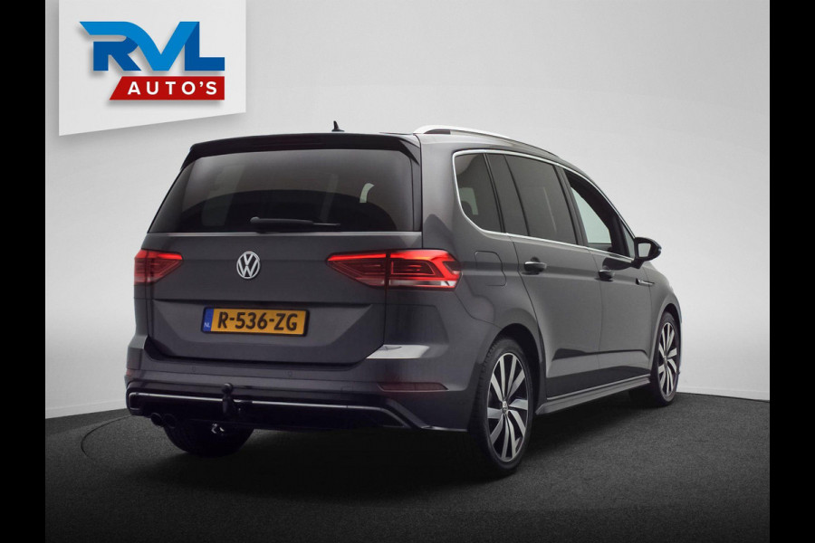 Volkswagen Touran 1.4 TSI Highline Edition R 7 Persoons Carplay Trekhaak Adaptive-cruise Camera Navigatie
