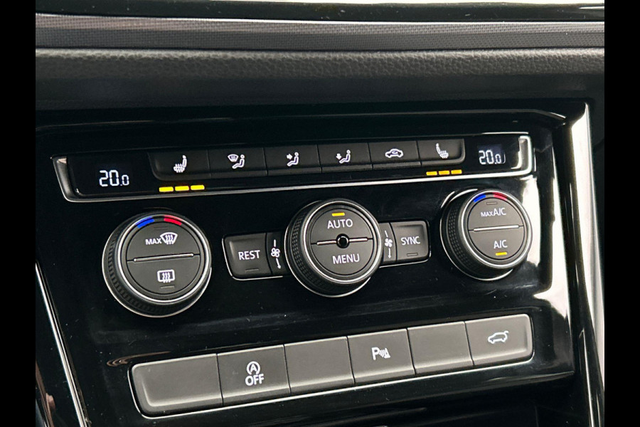 Volkswagen Touran 1.4 TSI Highline Edition R 7 Persoons Carplay Trekhaak Adaptive-cruise Camera Navigatie
