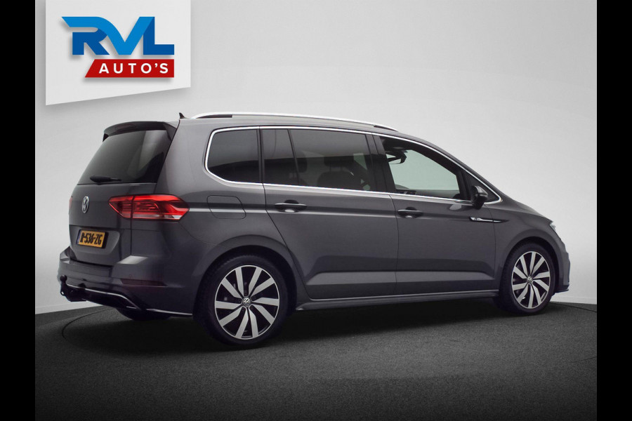 Volkswagen Touran 1.4 TSI Highline Edition R 7 Persoons Carplay Trekhaak Adaptive-cruise Camera Navigatie