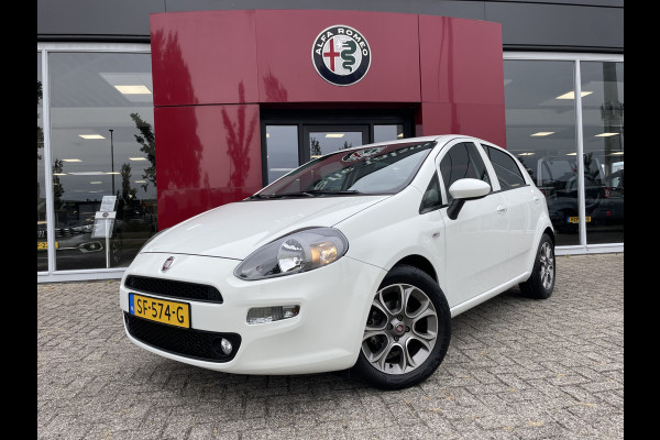 Fiat Punto Evo TwinAir Sempre 100 PK | Cruise control | Climate control | Trekhaak Fiat Punto Evo TwinAir Sempre 100 PK | Cruise control | Climate control | Trekhaak